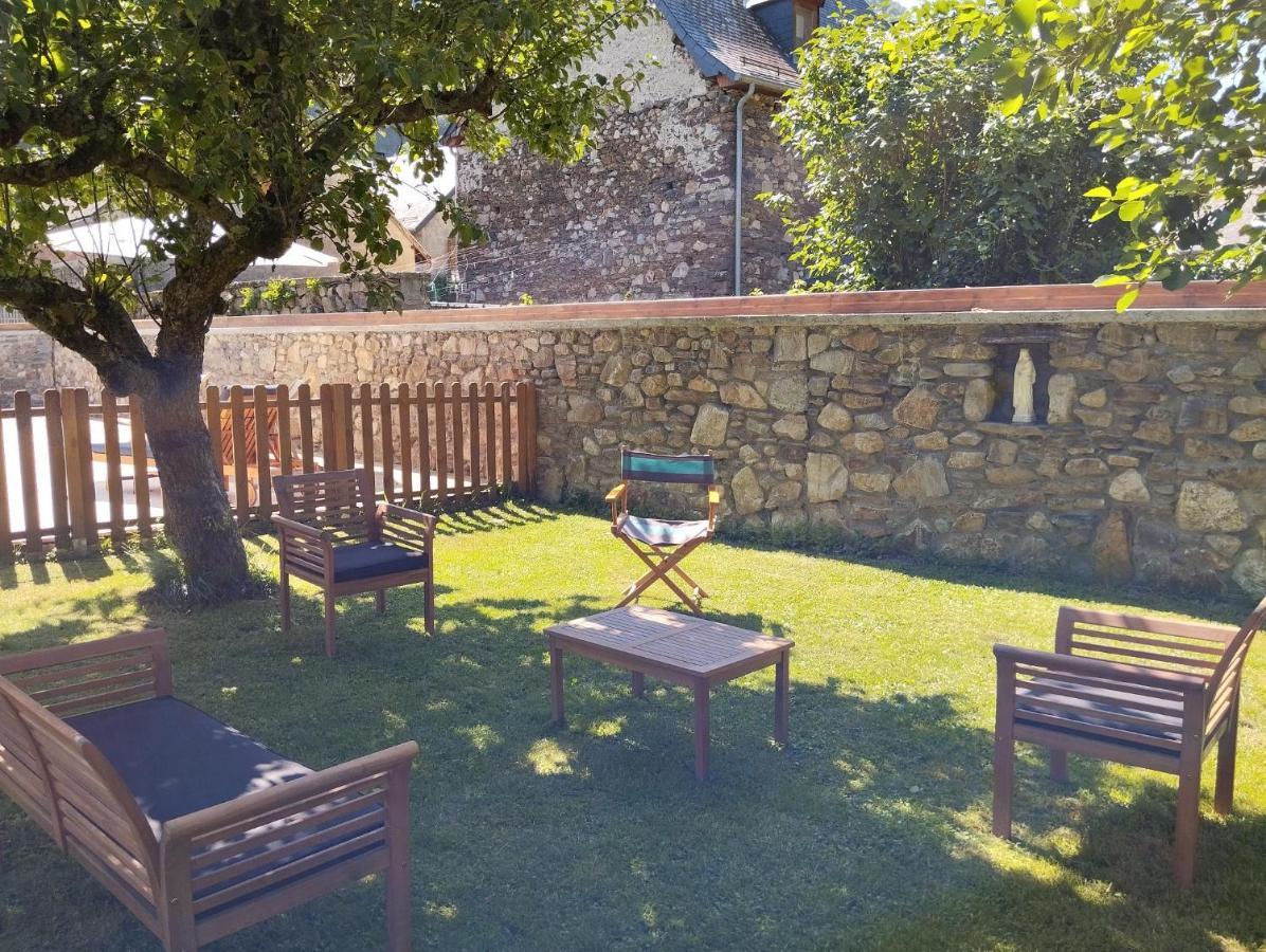 Maison Burgalat Saint-Mamet Exteriér fotografie